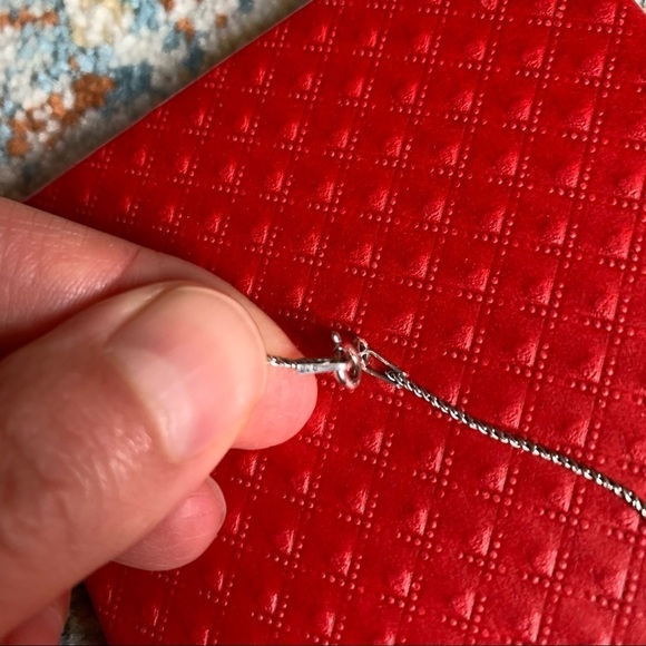 NIB Sterling Silver Pendant Chain + Matching Earrings - Picture 5 of 8